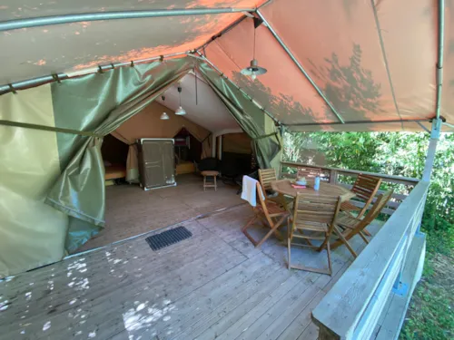Accommodation - Freeflower Confort 40M² (5P-2Ch), Without Sanitary Facilities - image n°3 - Flower Camping Saint Amand