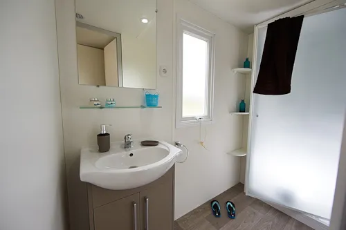 Mietunterkunft - Mobilheim Confort 29M² (5P-2 Zimmer) - image n°4 - Flower Camping Saint Amand