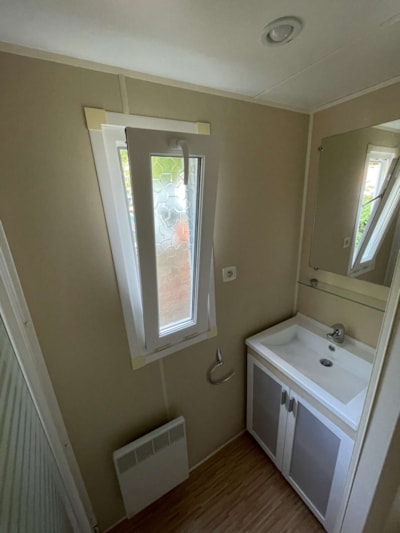 Mobil home standard ALESIA 2 bedrooms in the shade
