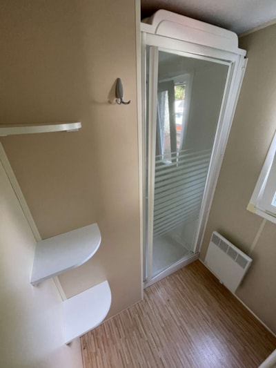 Mobil home standard ALESIA 2 bedrooms in the shade