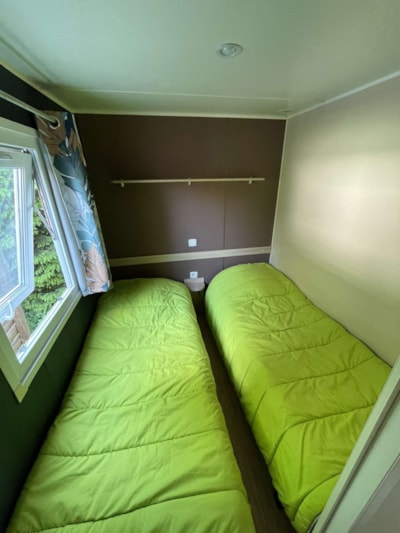 Mobil home standard ALESIA 2 bedrooms in the shade