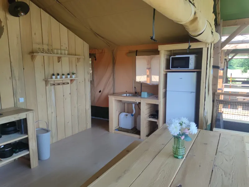 Grande Tente Lodge Glamping 42M2