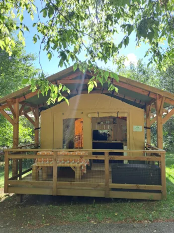 Huuraccommodatie(s) - Tent Lodge Glamping 24M2 Voor 2/3 Personen - Camping le Chanet