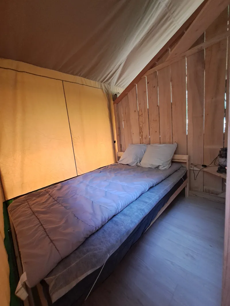 Tente Lodge Glamping 24M2 Pour 2/3 Personnes