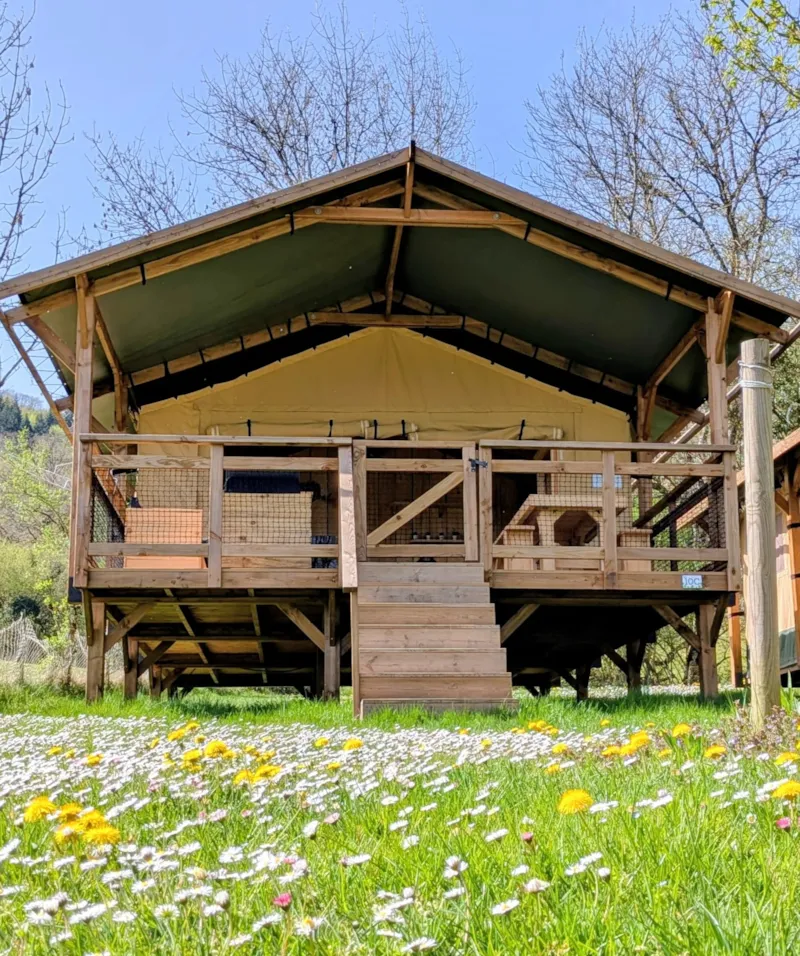 Grande Tente Lodge Glamping 42 M2 6 Personnes