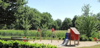 Stellplatz - Stellplatz Confort (Zelt, Wohnwagen, Wohnmobil / 1 Auto / Strom 6A) - Camping des Etangs