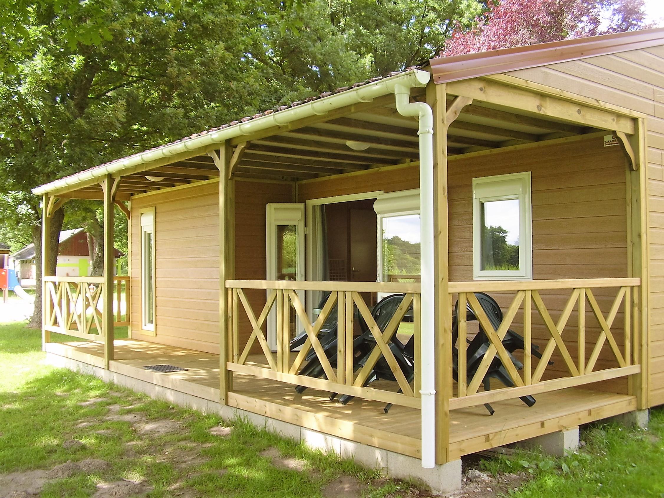 Location - Chalet 35M² 3 Chambres + Terrasse Couverte - Camping des Étangs, Aubigny-sur-Nère