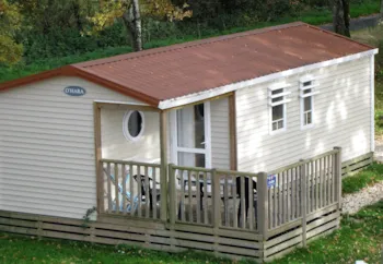 Mietunterkunft - Mobilheim 31M² (3 Zimmer) + Überdachte Terrasse - Camping des Etangs