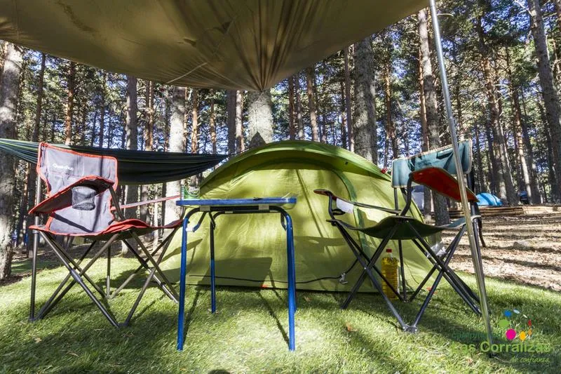 Emplacement Naturel - Tente Avec Gazon