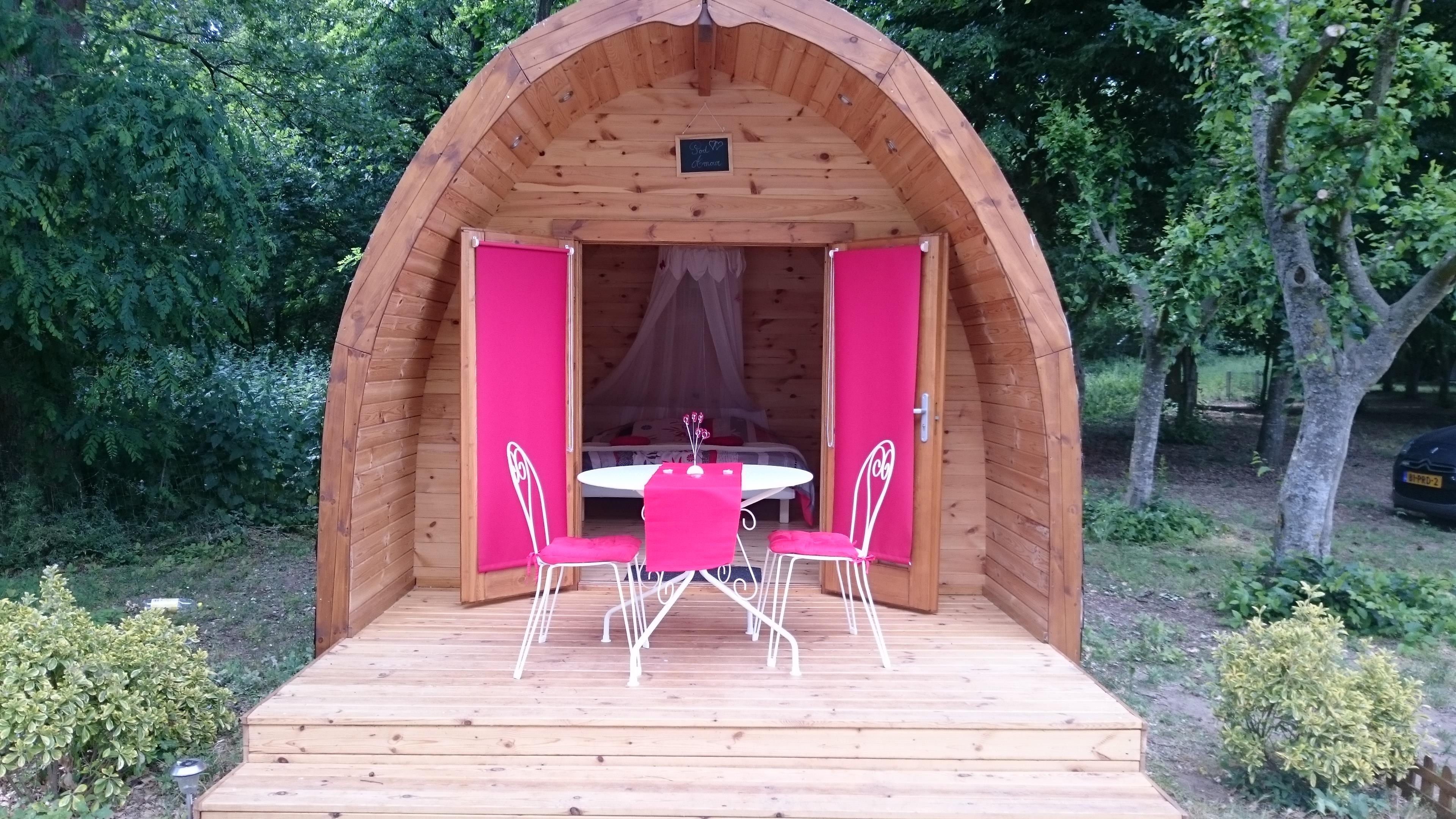 Accommodation - Pod 1 Bedroom - Flower Camping Le Jardin de Sully