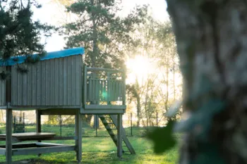 Mietunterkunft - Campétoiles 1 Schlafzimmer (Ohne Sanitäranlagen) - Flower Camping Le Jardin de Sully