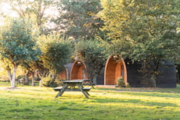 Location - Pod 1 Chambre (Sans Sanitaires) + Terrasse Non Couverte 6M² + Vue Sur La Loire - Flower Camping Le Jardin de Sully