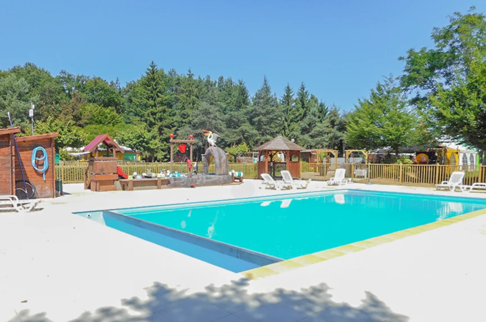 Flower Camping Le Jardin de Sully | Réservez dès maintenant en ligne