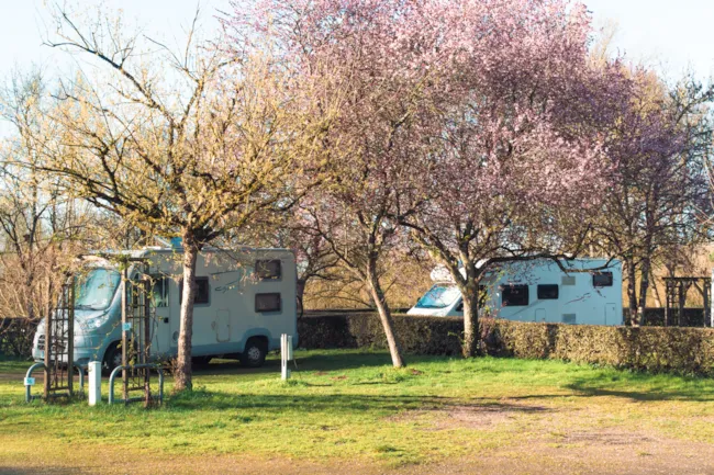 Flower Camping Le Jardin de Sully - image n°4 - Camping Direct