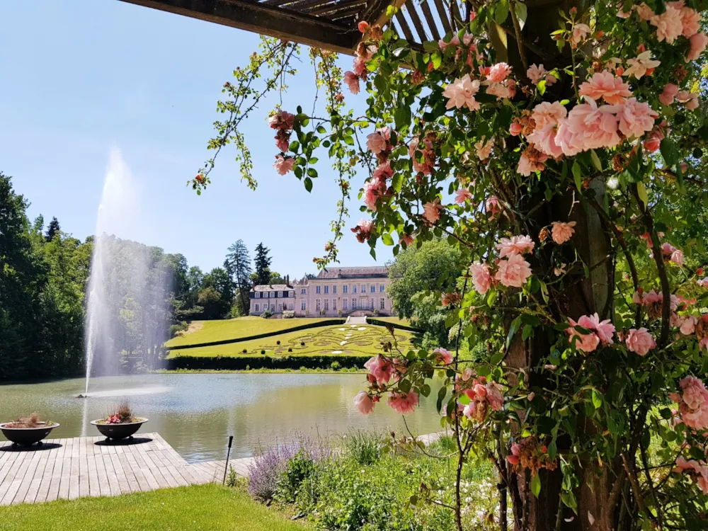 Flower Camping Le Jardin de Sully