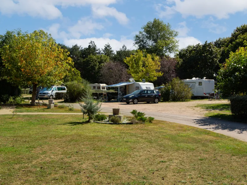 [Réservé Aux Professionnels] Emplacement Confort