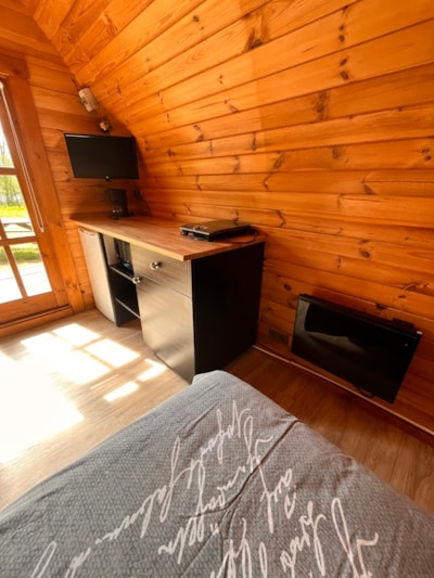 Pod 1 bedroom ( without toilet blocks) + terrace 6m² + View on the Loire