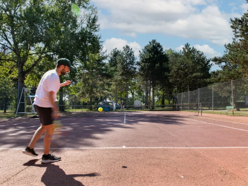 Emplacement En Camping - Special Loire A Velo - Interdit Aux Voitures