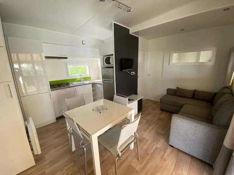 C- Mobil-Home Méditerranée 3 Chambres Climatisé