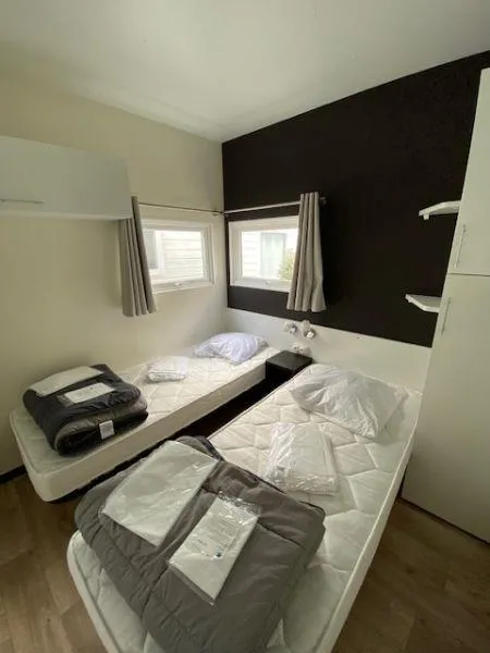 C- Mobil-Home Méditerranée 3 Chambres Climatisé