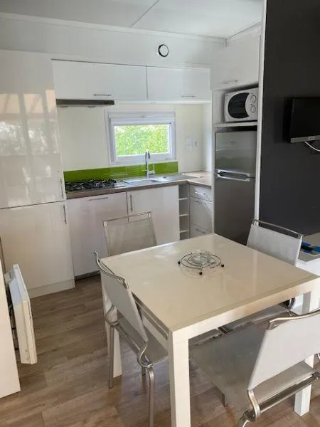 C- Mobil-Home Méditerranée 3 Chambres Climatisé