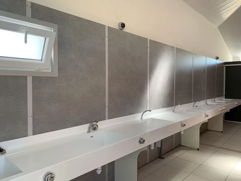 Emplacement À La Nuitée Avec Électricité