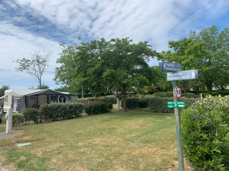 Emplacement Avec Sanitaire Individuel