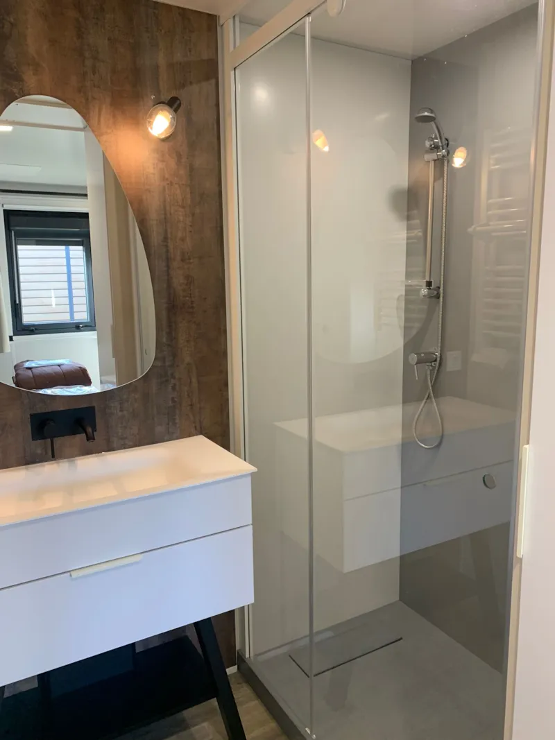 C- Mobil-Home Méditerranée Confort Climatisé 2 Chambres 1/4 Pers.