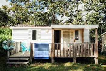 Mietunterkunft - Mobilheim Konfort 28/32 M² (2 Zimmer) + Halbüberdachte Terrasse - Camping Kerscolper