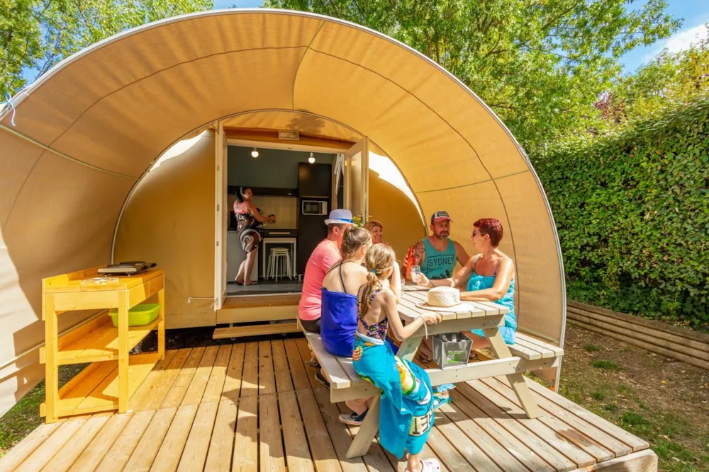 Location - Roulotte Toilée Coco Sweet Insolite Nature 2Ch Sans Sanitaire - Le Moulin de Sainte Anne