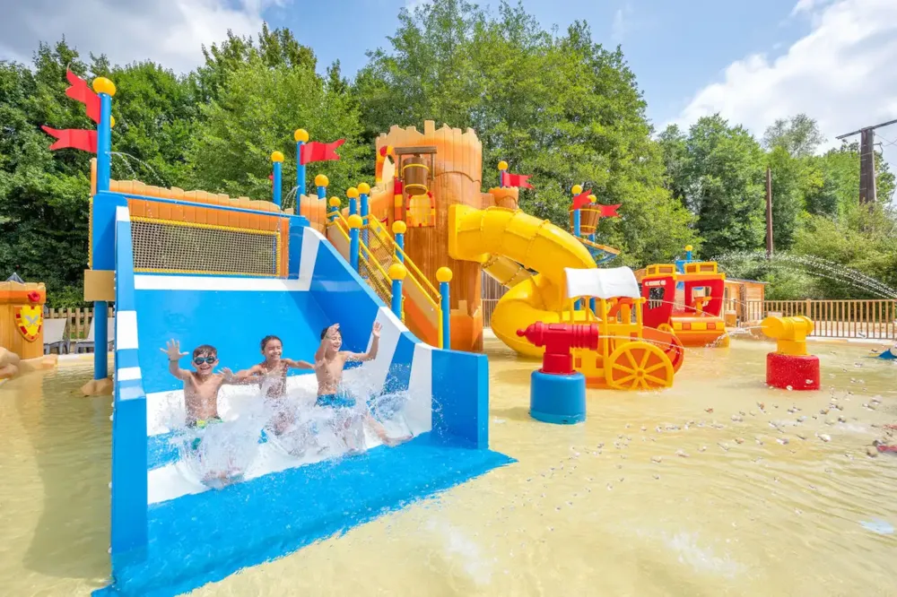 Clico Chic - Camping Le Moulin du Roch