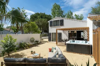 Mietunterkunft - Villa Topaze 3 Schlafzimmer Mit Spa Prestige - Camping Sandaya Blue Bayou