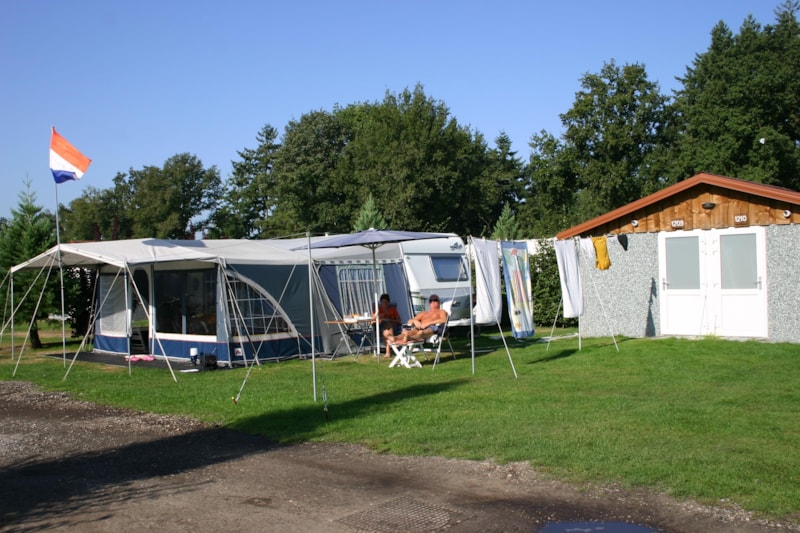 Stellplatz Super Komfort 150m²