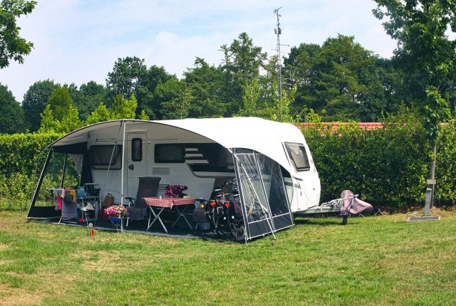 Comfort pitch - approximately 100m2 pet-free - electricity 10A