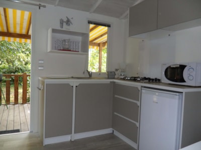 Mobile home Essentiel MIRABAT with covered terrace