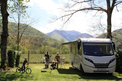 Pitch with electricity for camper-van