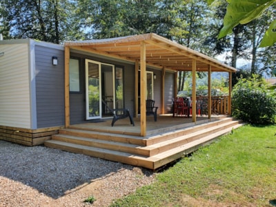 Mobile home Premium Le SALAT with covered terrace