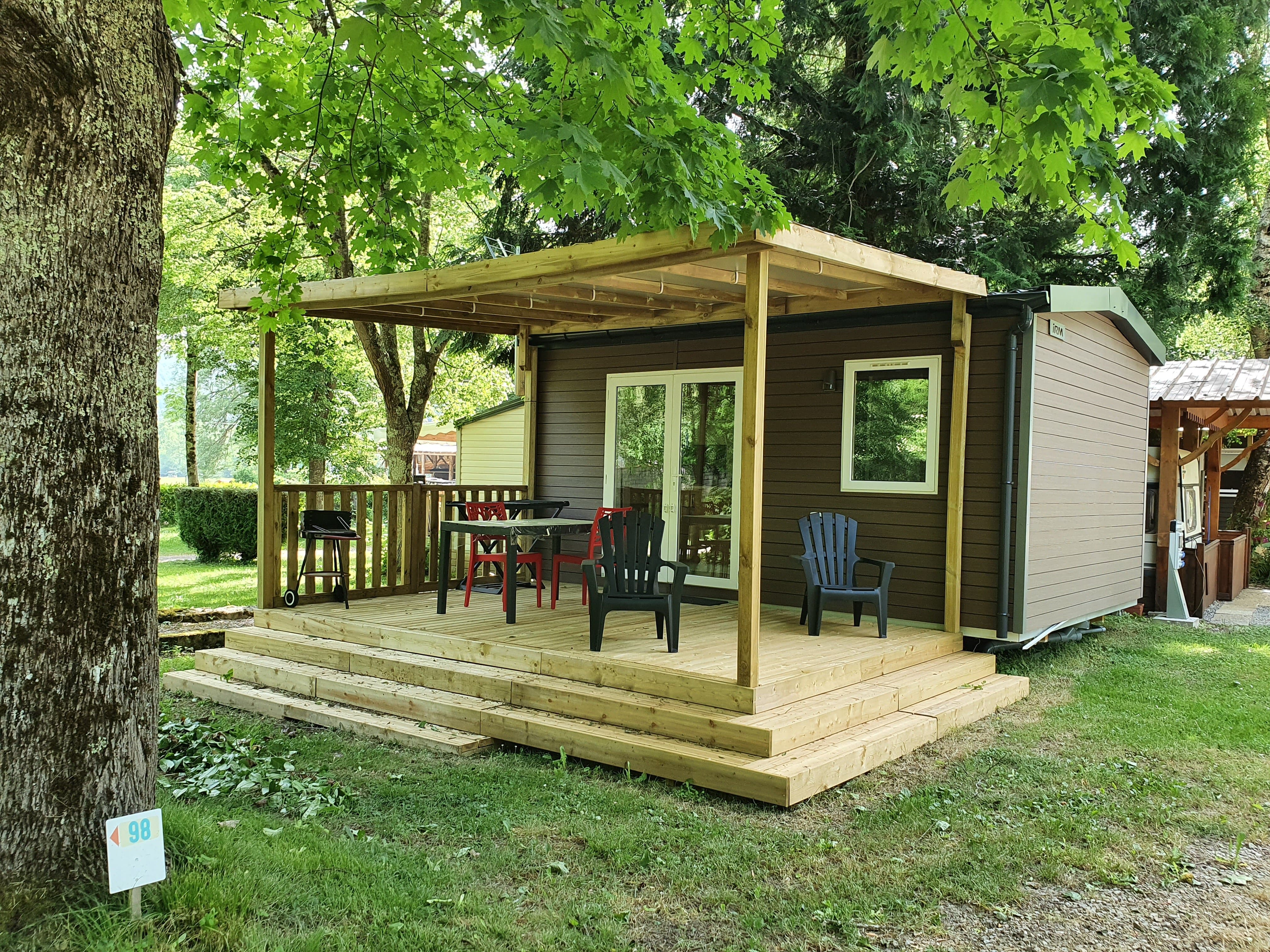 Mobile Home Premium Mont Rouch With Covered Terrace
