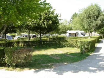 Stellplatz - Stellplatz - Domaine Relais du Lac 