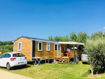 Mietunterkunft - Cottage Grand Confort 3 Bedrooms Wood Terrace - Camping La Plage de Treguer