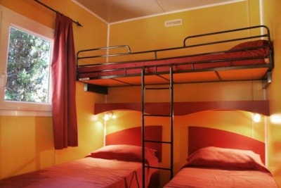 S-700 (by Vilanova Park) - Chalet Excel 48 m² — 3