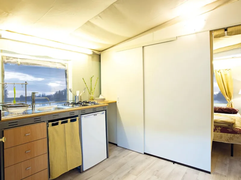 Lodge Tent (By Vilanova Park)