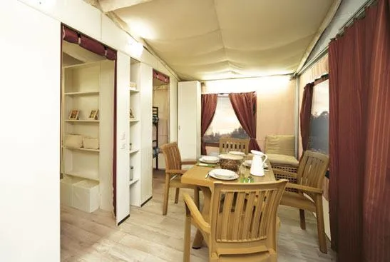 Lodge Tent (By Vilanova Park)