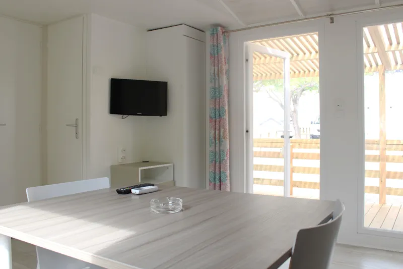 S-2300 Sans Tv (By Vilanova Park)