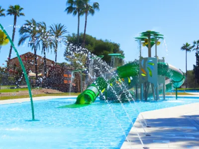 Camping Vilanova Park - Camping Direct