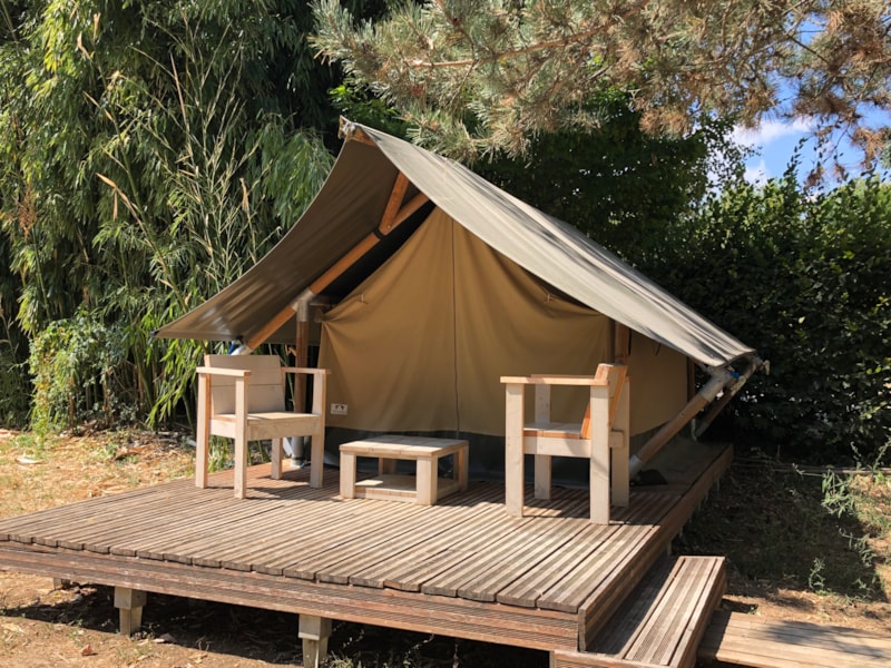 safari tent