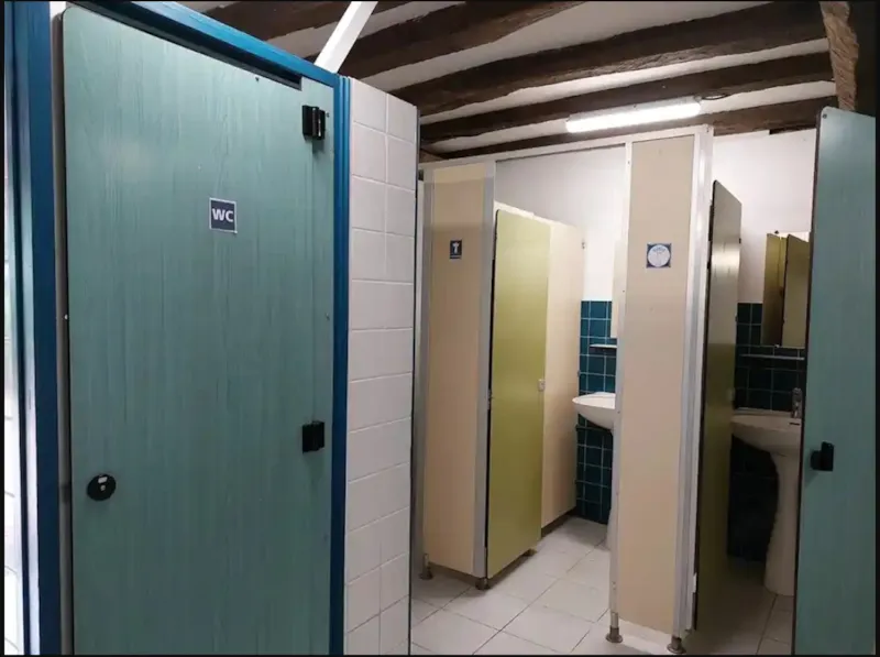 Emplacement Camping Avec Vehicule