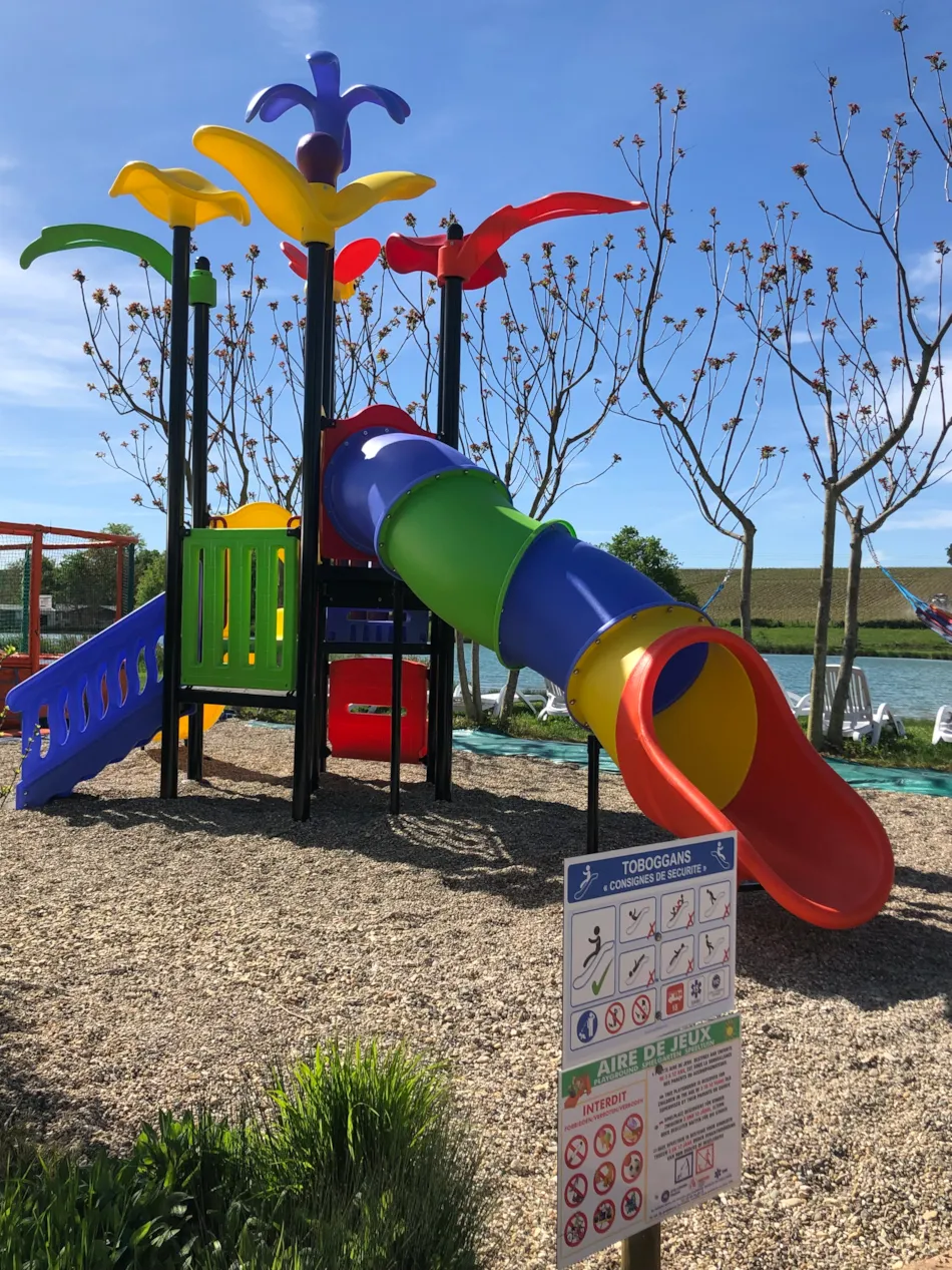 Camping Moulin De Collonge 