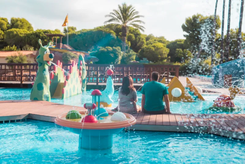 Emplacement (Voiture + Tente/Caravane + Électricité 5A)