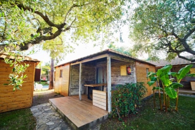 BUNGALOW MAUI A — 1
